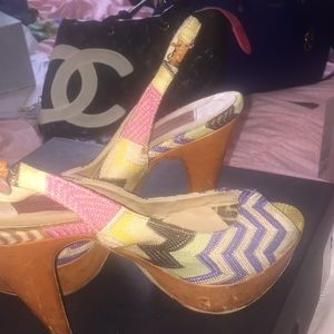 Authentic  magnificent missoni 👠heels